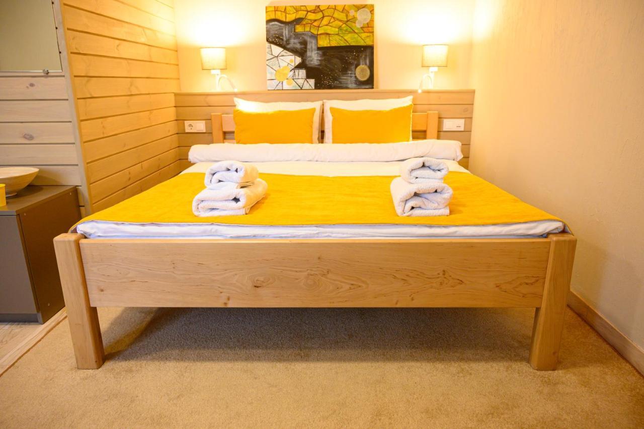 Space Apart Hotel Luck Kültér fotó