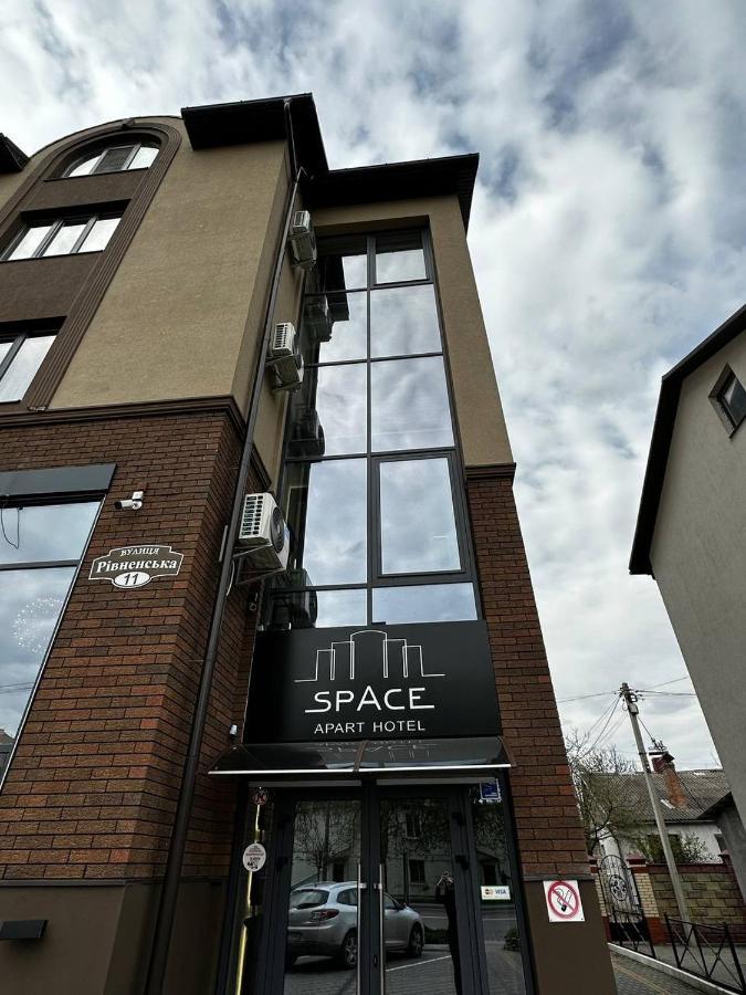 Space Apart Hotel Luck Kültér fotó